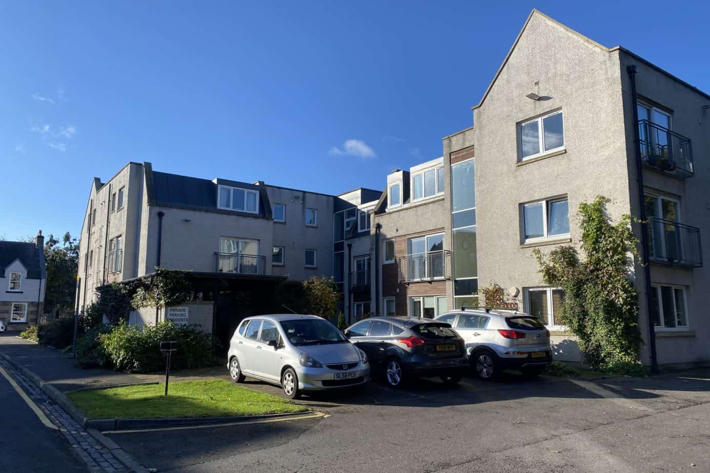 75/2 The Green, Edinburgh, EH4 5BH CP Property
