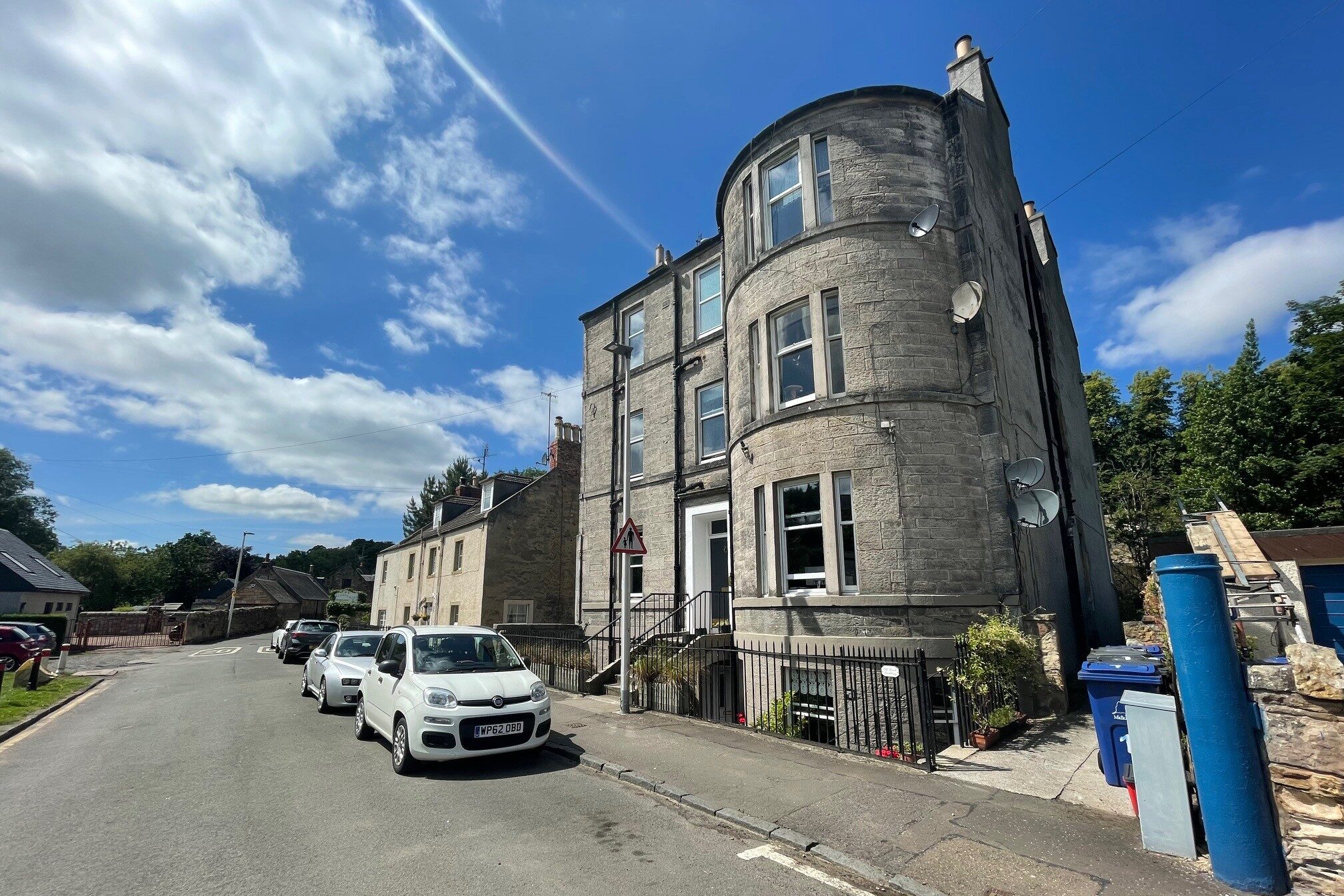 3 Old Bank Building, School Green, Lasswade, EH18 1NB