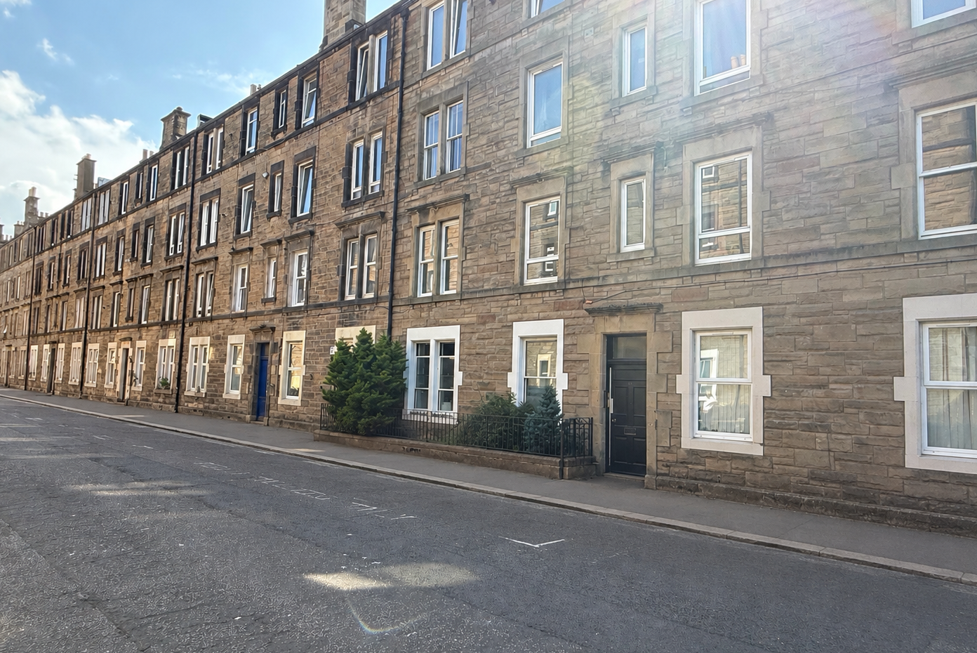 16 1F3 Dalgety Avenue, EH7 5UG