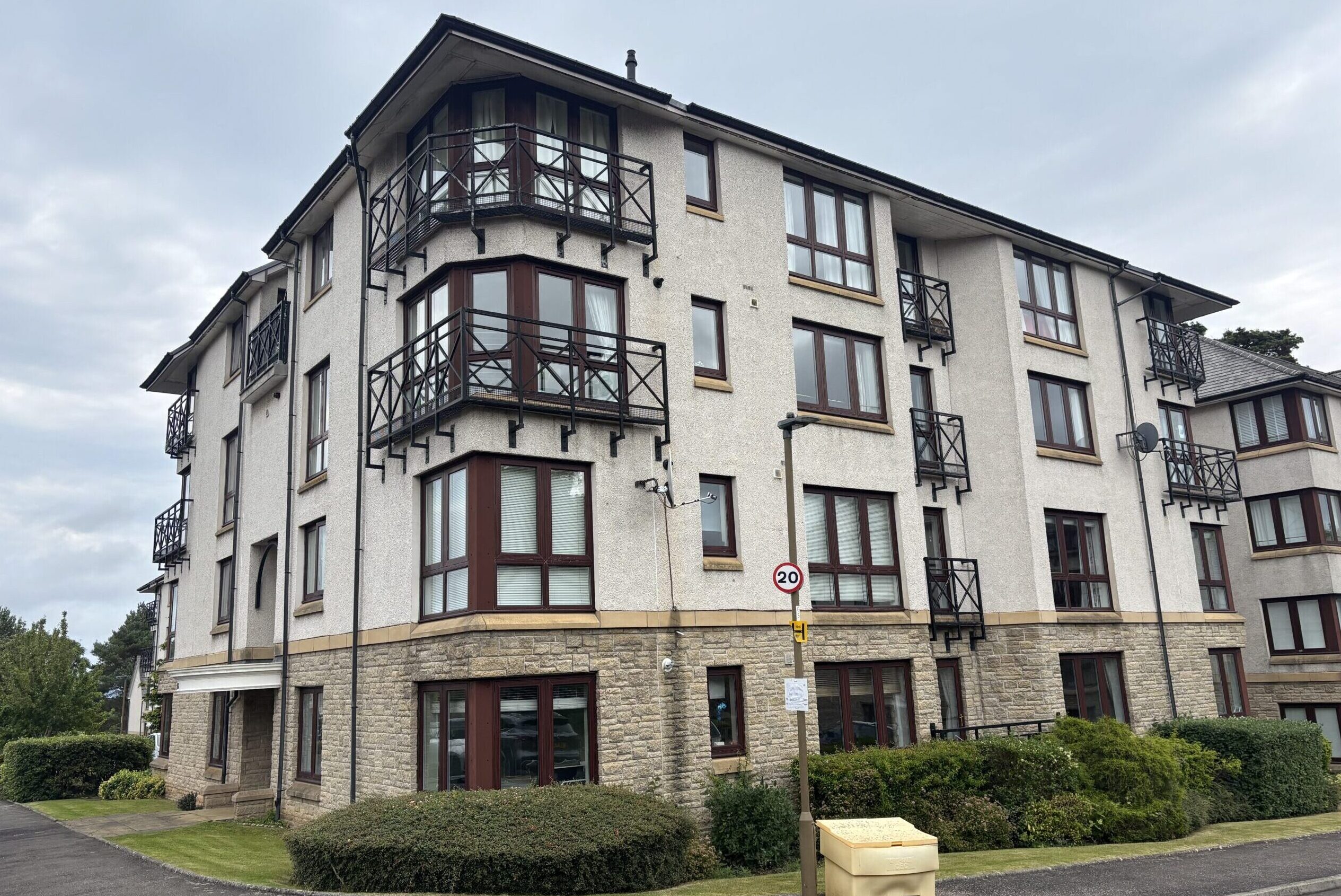 26-4 Greenpark, Edinburgh, EH17 7TB