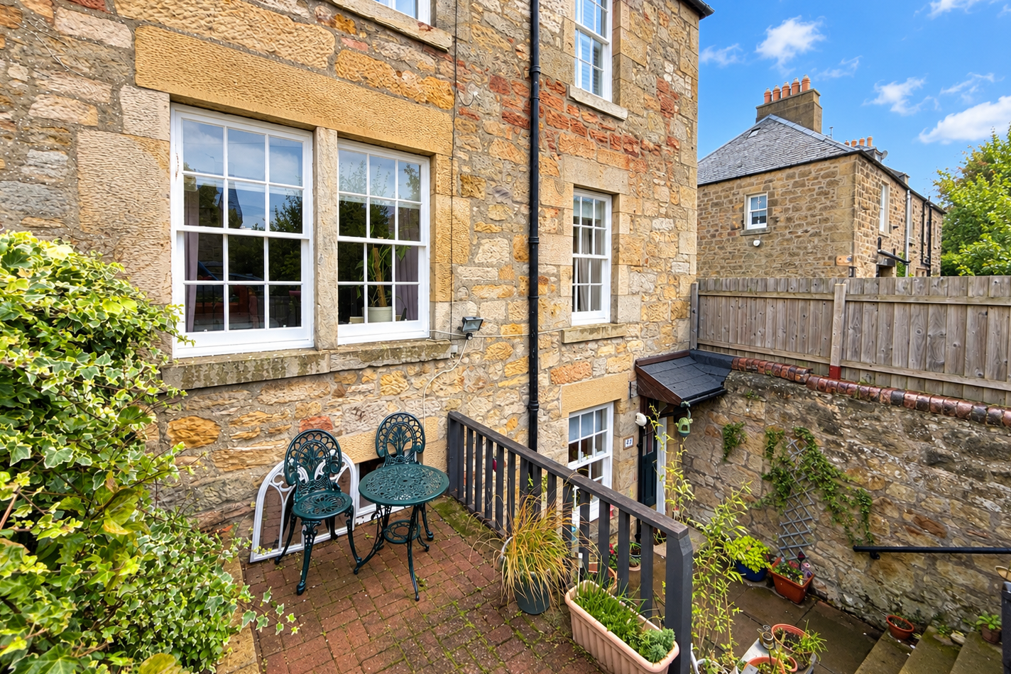 4 London Road, Dalkeith, EH22 1DR