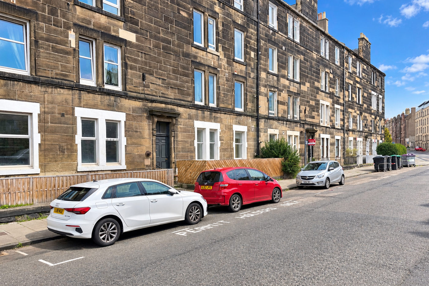 7/9 (2F1) Robertson Avenue, Edinburgh, EH11 1QA
